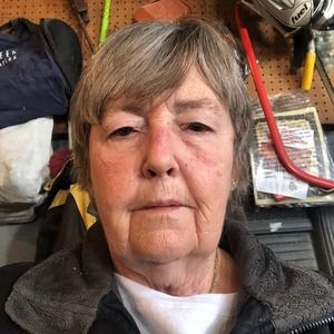 Meet your Posher, Sharron